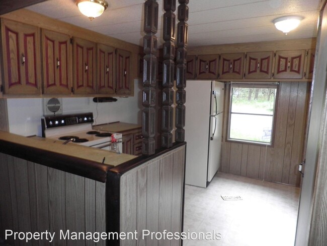 Foto del edificio - 1 br, 1 bath House - 165-A Moss Lane