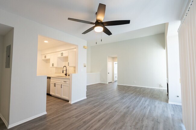 Foto del interior - 1527 Veteran Ave