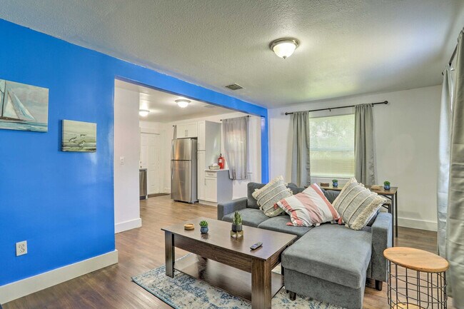 Foto del edificio - 1920 NW 47th St