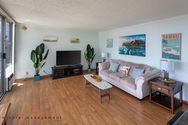 Building Photo - 2600 Pualani Way