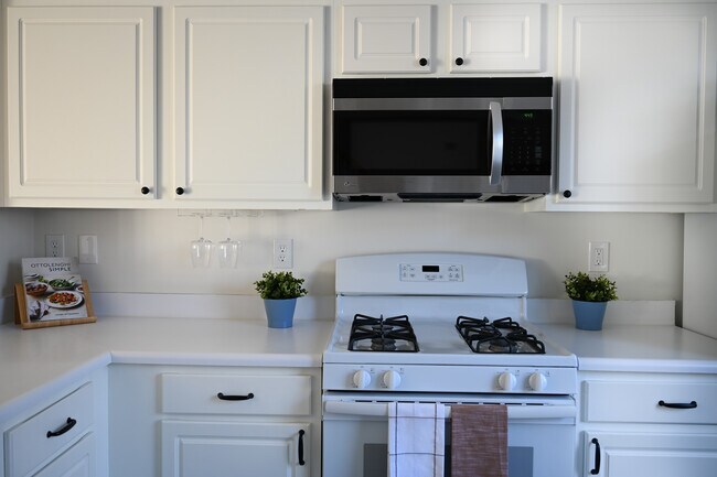 Kitchen - 2661 Ashleigh Ln