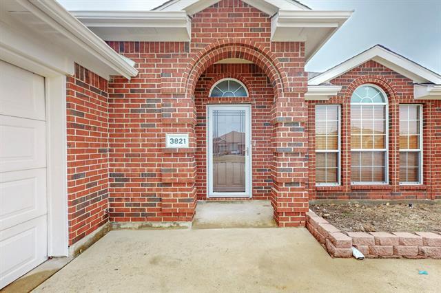 Foto del edificio - 3821 Red Oak St