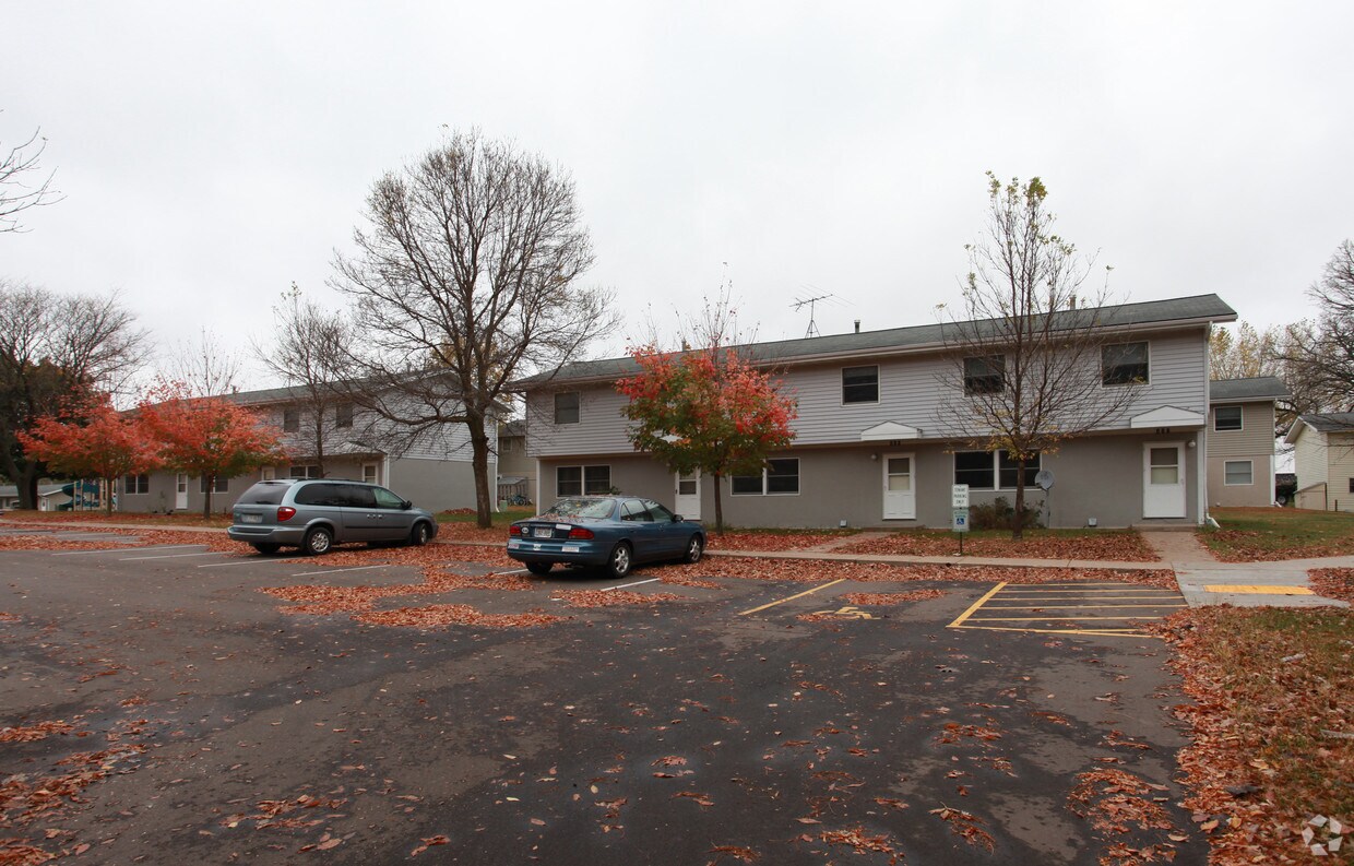 Building Photo - 412 Griffey St