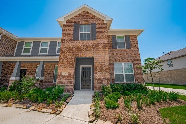 Building Photo - 2902 Scanlan Mdw