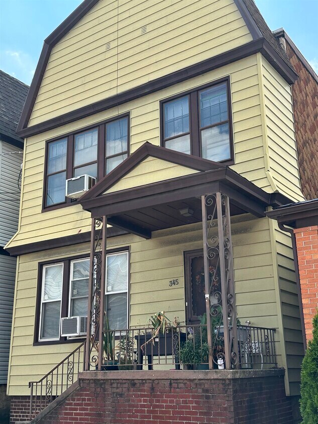 345 Danforth Ave Unit 1, Jersey City, NJ 07305 Condo for Rent in