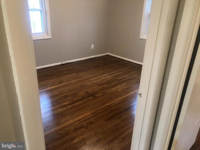 Foto del edificio - 7402 Leesville Blvd