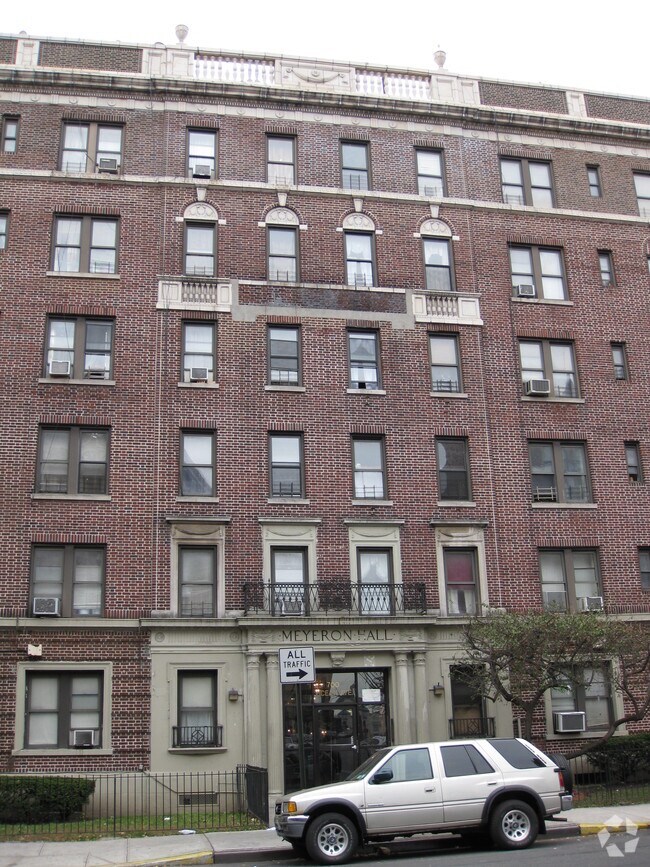 Building Photo - 700 Ocean Ave