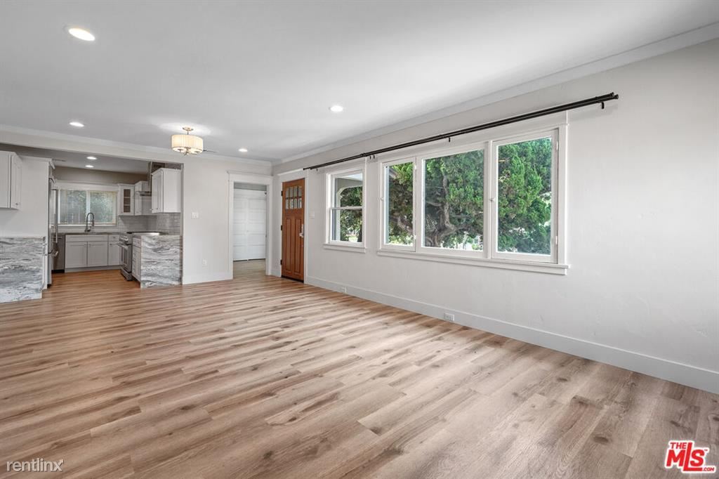 Primary Photo - 3 br, 2 bath House - 54 W Glenarm St