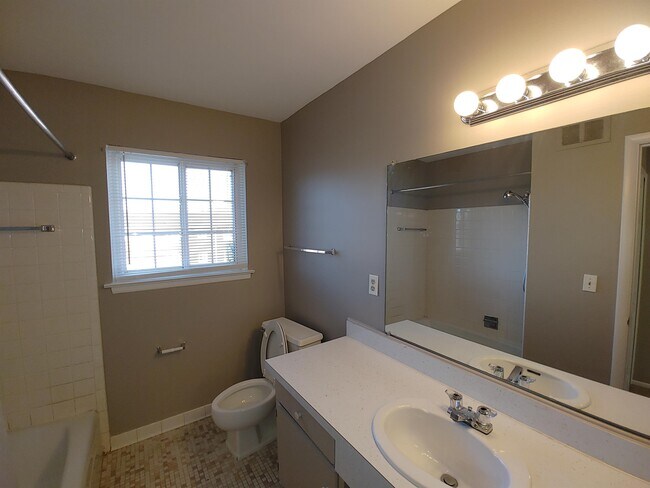 Foto del edificio - 25312 Shiawassee Cir