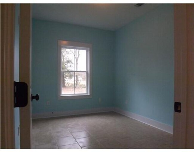 Building Photo - ADORABLE 3 BED, 2 BATH BEACH COTTAGE - GUL...