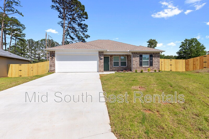 Foto principal - 705 Hill Rd