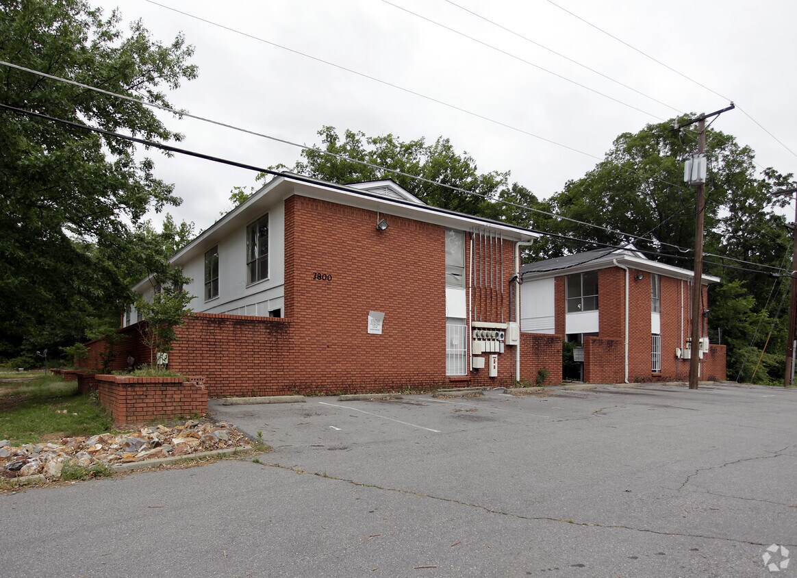 2800 John Ashley Dr, North Little Rock, AR 72114 Apartments in North