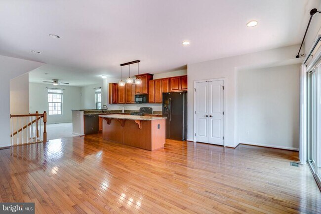 Building Photo - 110 Brenton Rd