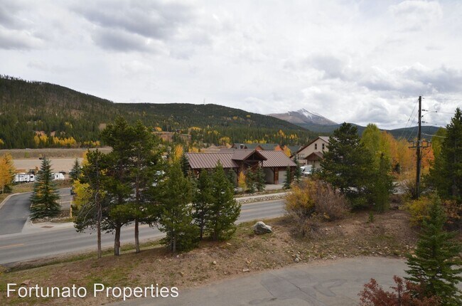 Building Photo - 2 br, 2 bath House - 1625 Airport Rd. Unit 2