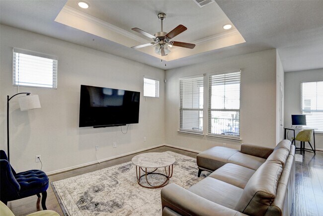 Foto del edificio - 3104 Roseland Terrace Ln