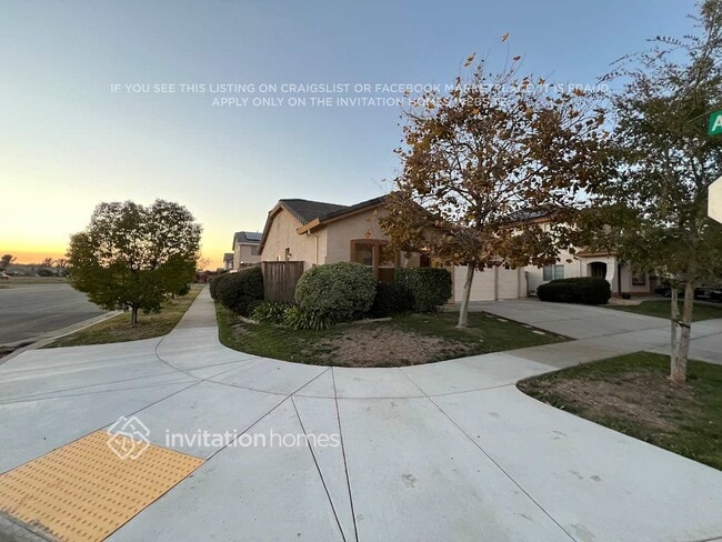 Building Photo - 5548 Seedling Way