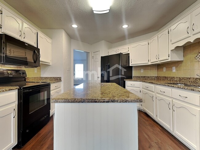 Foto del edificio - 245 Brookstone Cove
