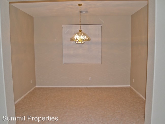 Building Photo - 4 br, 3.5 bath House - 9003 Wine Cellar Ave