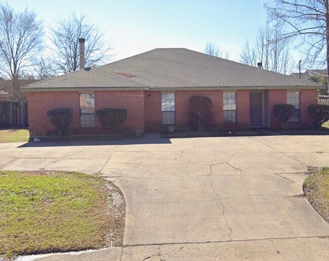 Building Photo - 3639 Castle Ridge Rd