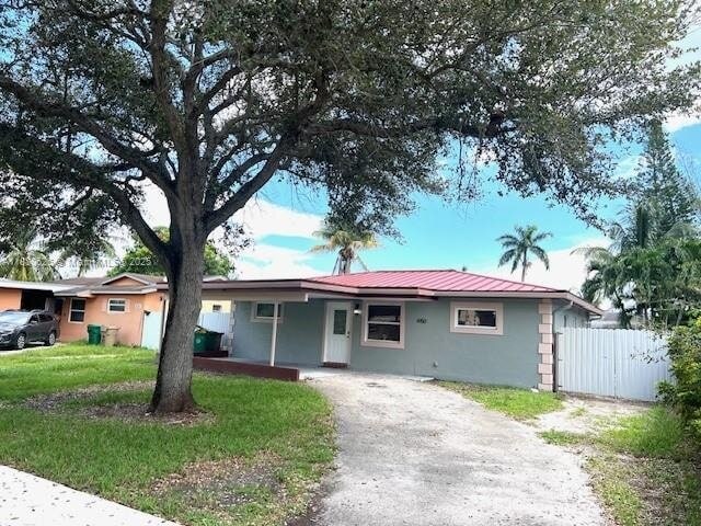 Building Photo - 4150 SW 56th Terrace
