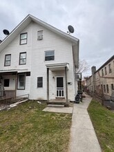 Building Photo - 308 Hummel St