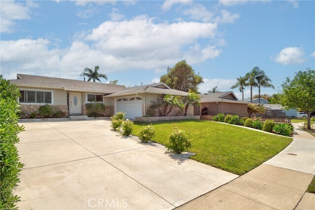 Foto principal - 19081 Hamden Ln
