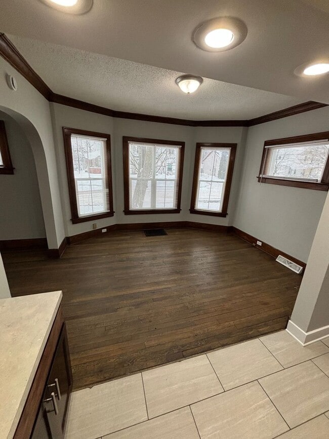 Foto del edificio - 827 Watson St SW