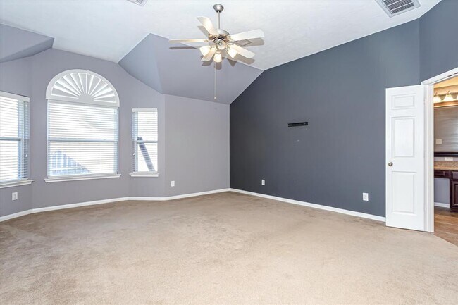 Building Photo - 14322 Baron Creek Ln
