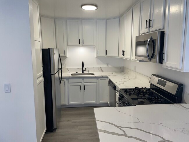 Foto del edificio - 442 S Oakhurst Dr