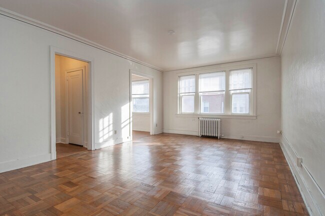 Foto del edificio - 5646 Hobart St