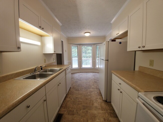 Foto del edificio - 1254 Arailia Dr ~ Hawthorne