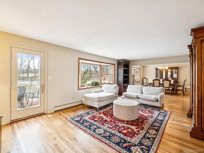 Foto del edificio - 5 Linda Ct