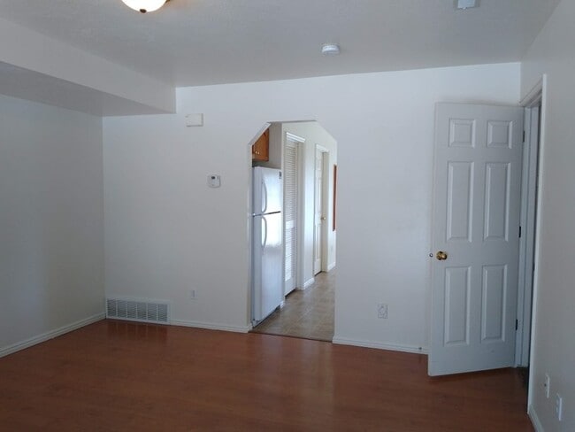 Building Photo - 128 W 1320 S