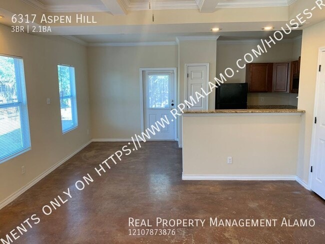 Foto del edificio - 6317 Aspen Hill