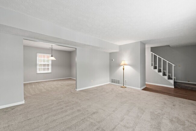 Sala de estar - 1355 Lucile Ave SW