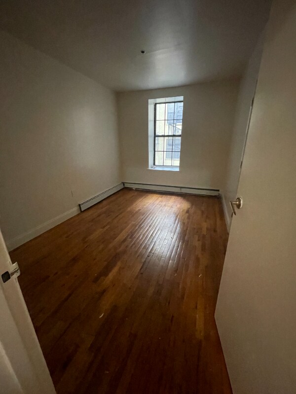 10 Osborne Terrace Unit 1M, Newark, NJ 07108 Room for Rent in Newark, NJ