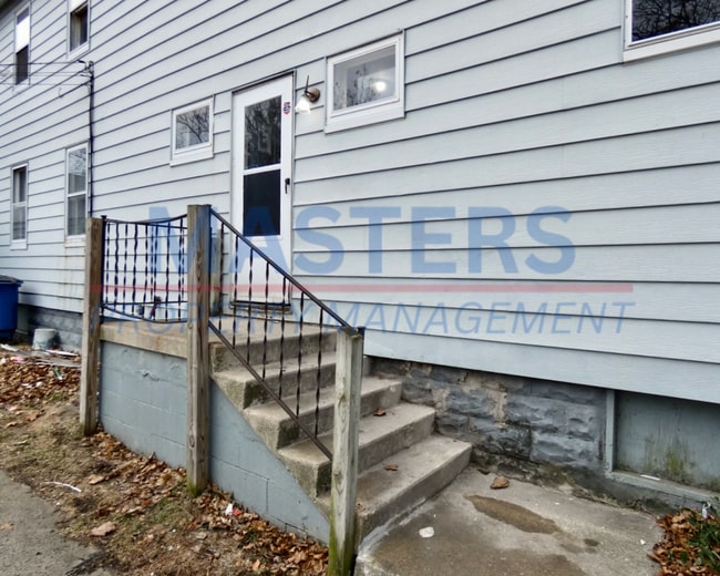 Building Photo - 237 Yondota St