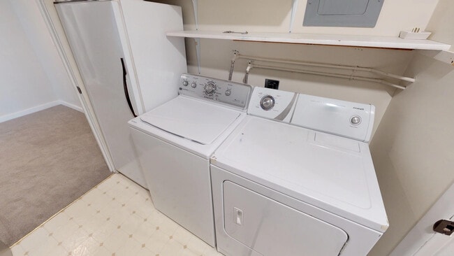 laundry - 409 S 11th