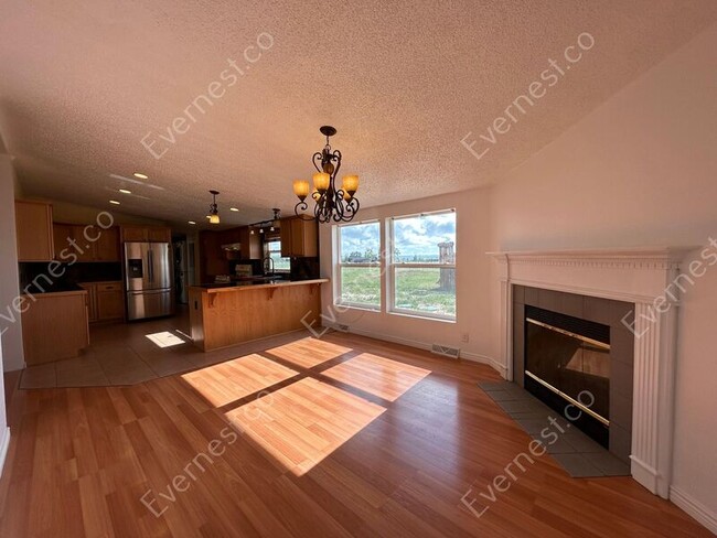 Building Photo - 1385 Antelope Dr
