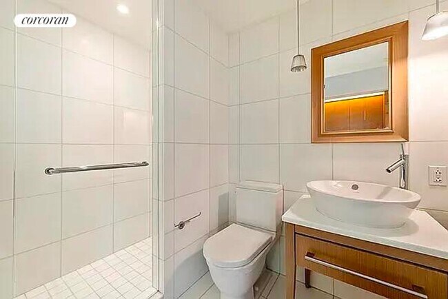 Foto del edificio - 340 E 23rd St