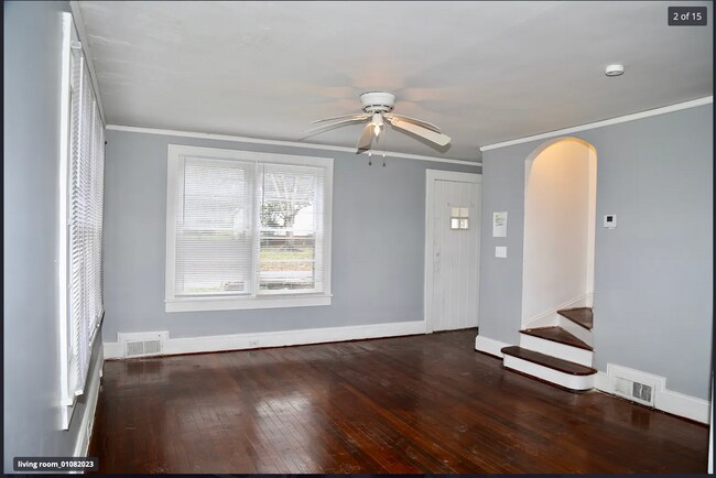 Foto del edificio - 614 N Ellis St
