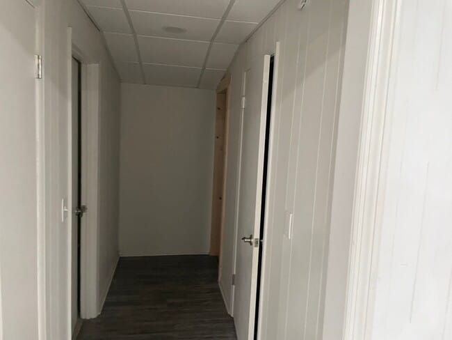 Building Photo - 5197 Woodmont Dr