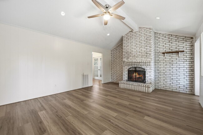 Foto del edificio - 25407 Lancewood Dr