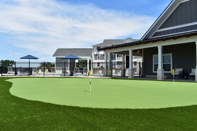 Building Photo - The Parker North Augusta