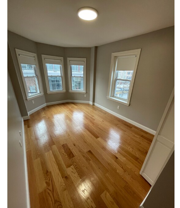 Foto del edificio - 120 Berkshire St