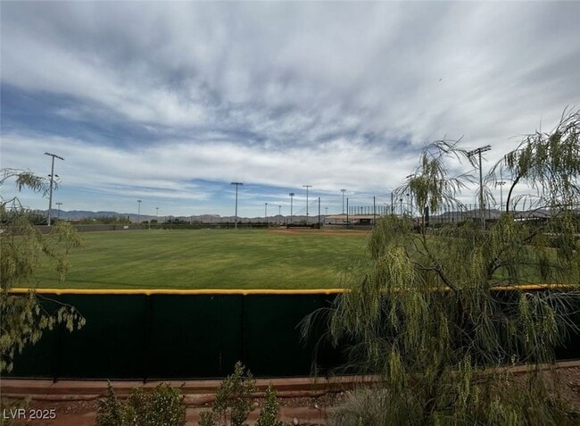 Foto del edificio - 4857 Eureka Diamond Ct