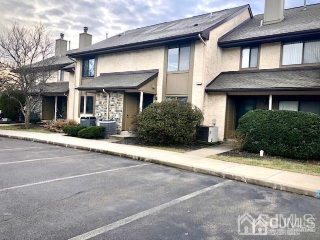 Building Photo - 48 Hampshire Dr