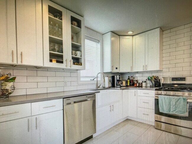 Foto del edificio - 1134 Glenview St