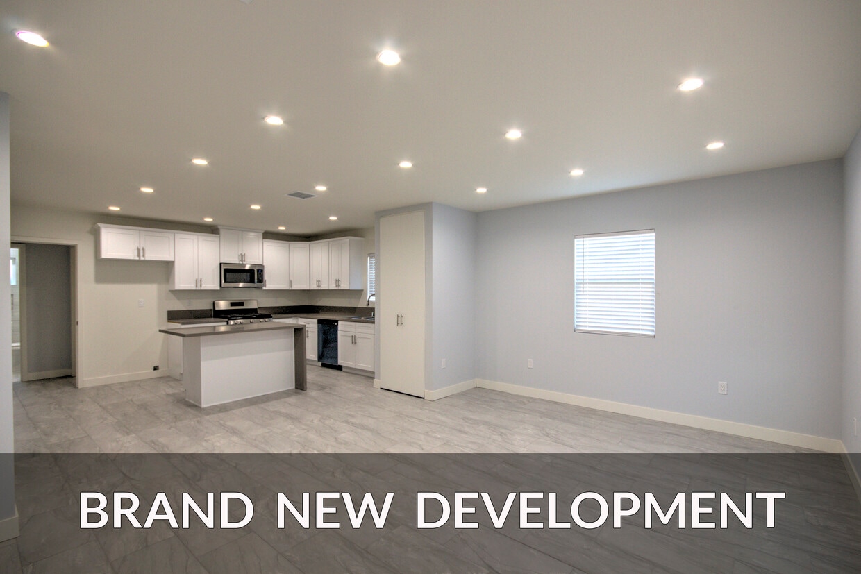 Foto principal - 14604 Cohasset St