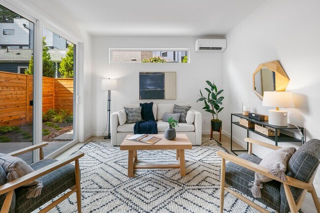 Building Photo - New Luxury Townhome in Seattle 3bed/2bath ...